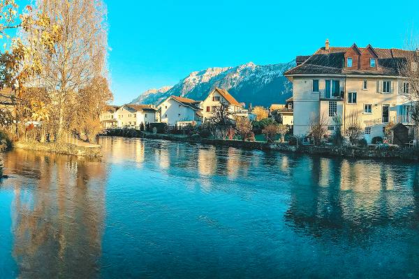 Waterfront garden, Interlaken West